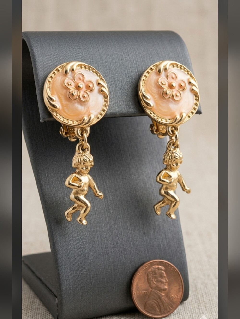 Vintage Sarah Coventry Signed Cherub Angel Drop Earrings Peach Enamel Gold Tone